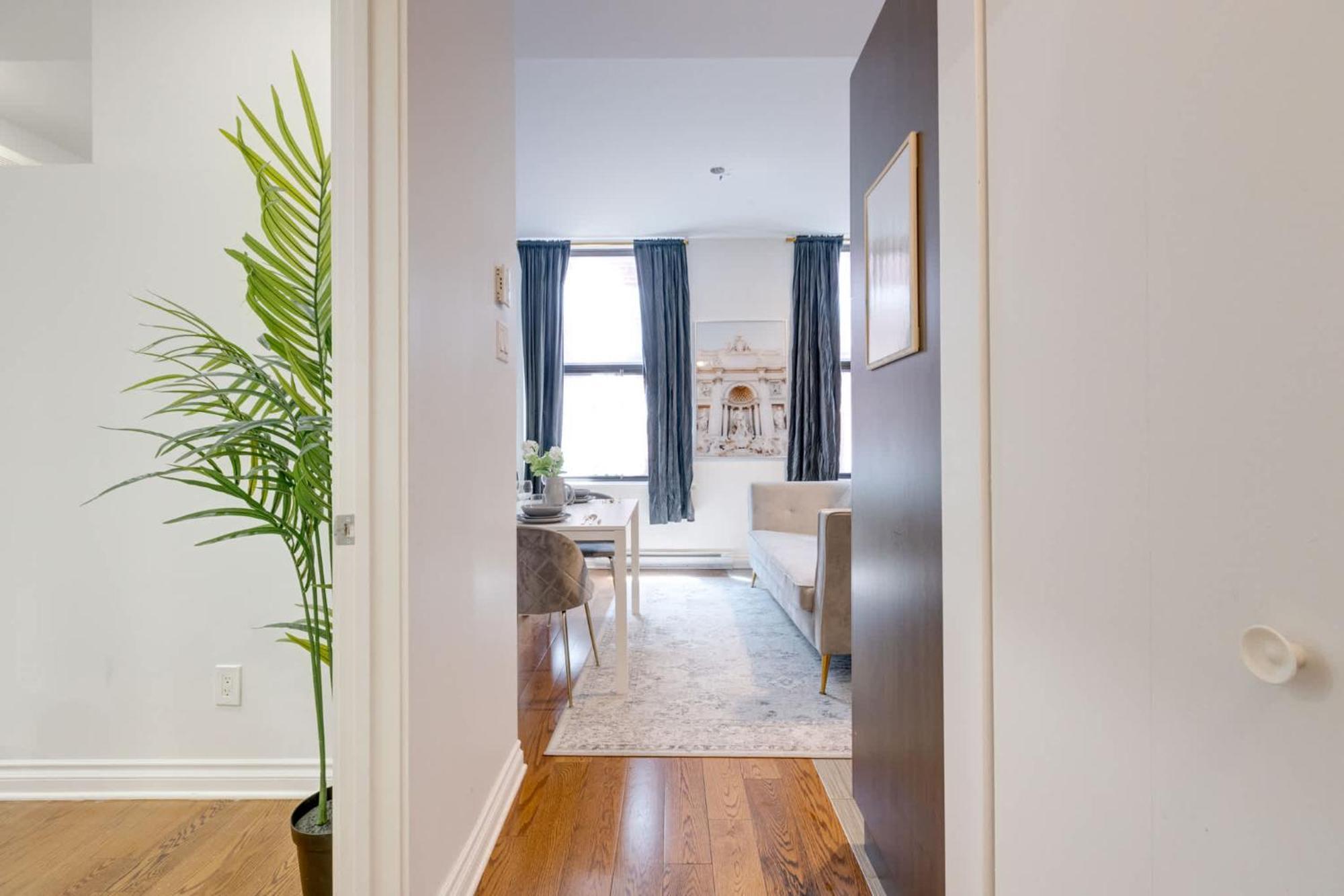 M11 - Stylish & Cozy 2Bdr In Plateau Montreal Apartment Ngoại thất bức ảnh