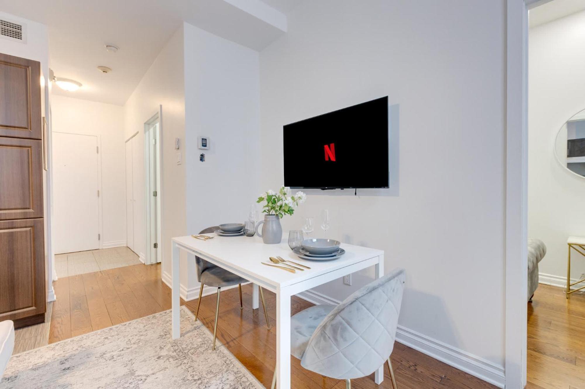 M11 - Stylish & Cozy 2Bdr In Plateau Montreal Apartment Ngoại thất bức ảnh